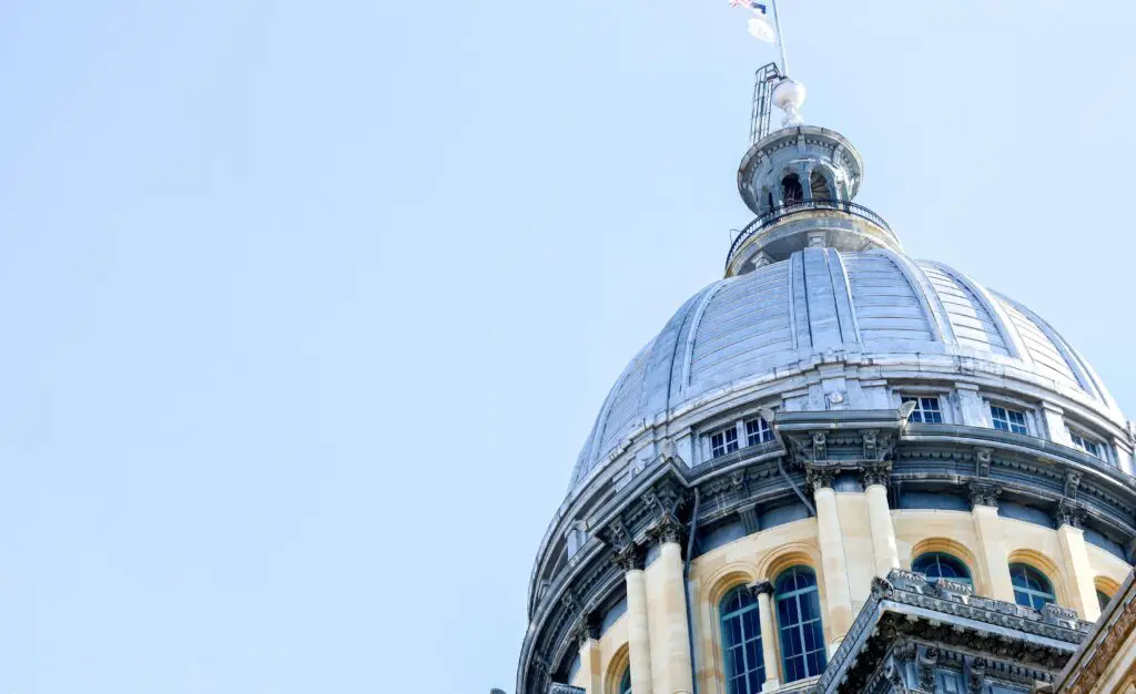 The dome of the Illinois State Capitol building in Springfield, a key historic landmark included in any city itinerary.